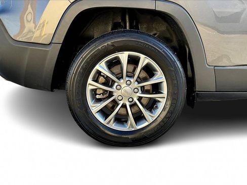 Certified 2022 Jeep Cherokee Latitude Lux w/ Sun & Sound Group image 34