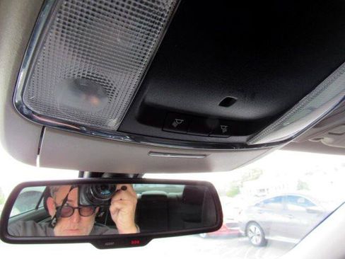 Used 2020 Chrysler 300 Touring w/ Sport Appearance Package image 25