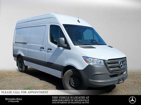 Used 2026 Mercedes-Benz Sprinter 2500 image 1