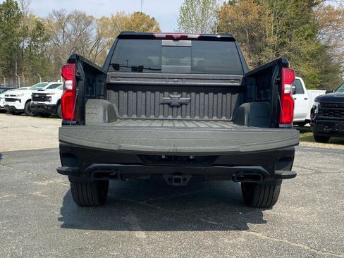 New 2026 Chevrolet Silverado 1500 High Country w/ Midnight Edition AWD/4WD image 5