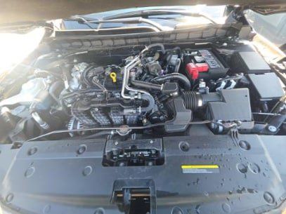 Used 2025 Nissan Altima 2.5 SL FWD image 18
