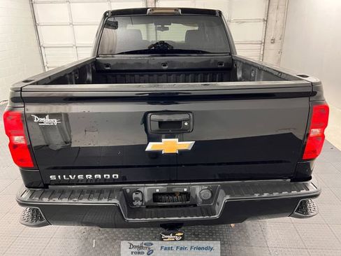 Used 2018 Chevrolet Silverado 1500 Custom w/ Custom Value Package RWD image 7