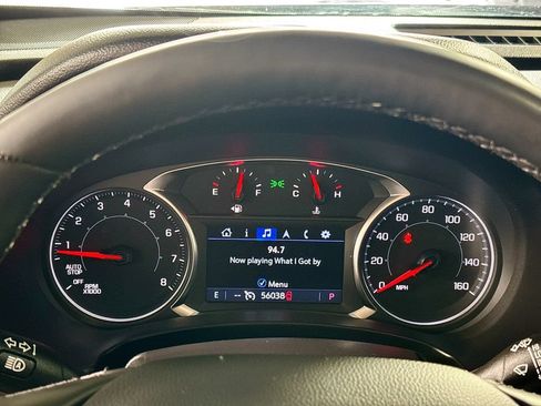 Used 2024 GMC Terrain SLT AWD/4WD image 14