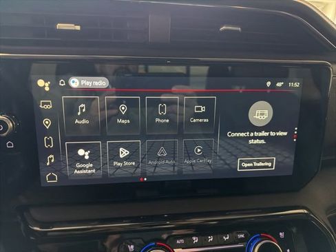 Used 2024 GMC Sierra 1500 AT4 w/ Technology Package image 28