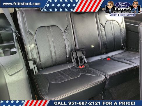 Certified 2018 Ford Expedition Platinum image 18