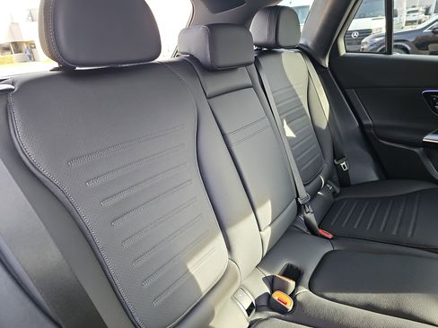 New 2026 Mercedes-Benz GLC 300 image 12