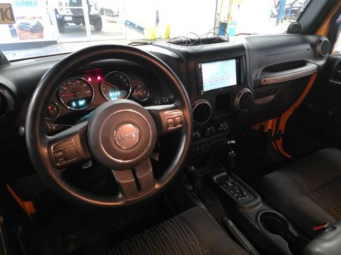 Used 2012 Jeep Wrangler Sport AWD/4WD image 19