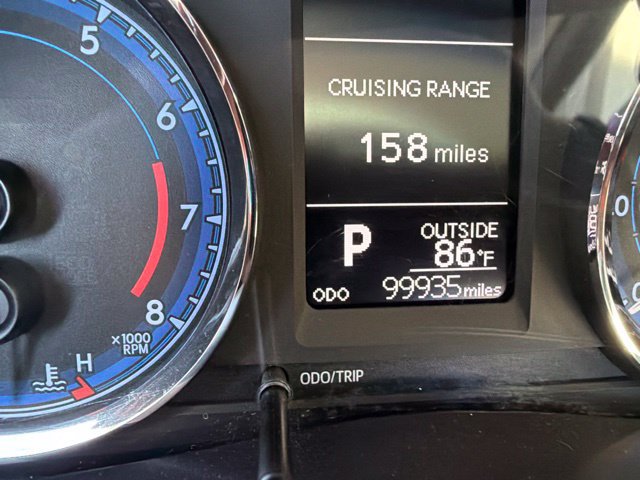 Used 2018 Toyota Corolla LE FWD image 14