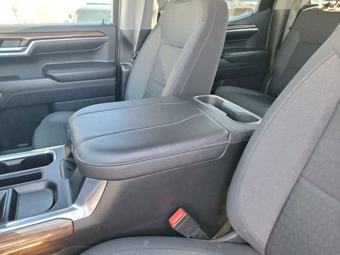 Used 2023 Chevrolet Silverado 1500 RST w/ Z71 Off-Road Package image 16