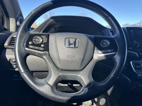 Used 2020 Honda Pilot Touring image 21