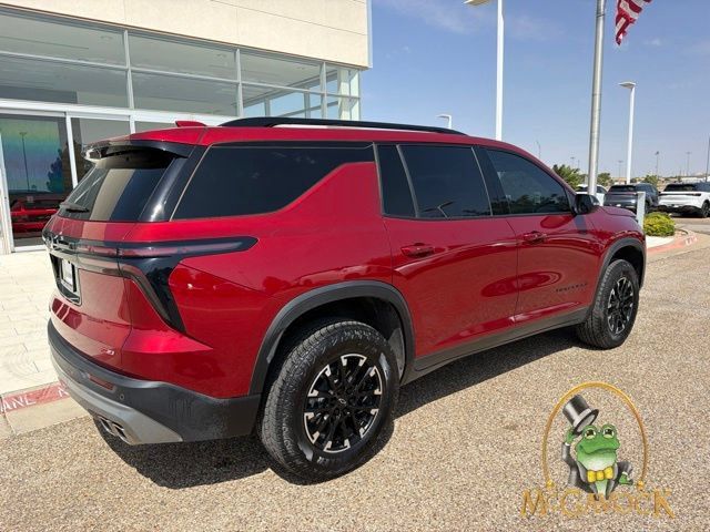Used 2025 Chevrolet Traverse Z71 AWD/4WD image 5