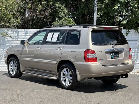 Used 2007 Toyota Highlander Limited AWD/4WD image 12