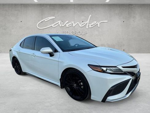 Used 2021 Toyota Camry XSE FWD image 2