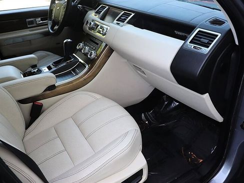 Used 2011 Land Rover Range Rover Sport HSE LUX AWD/4WD image 11