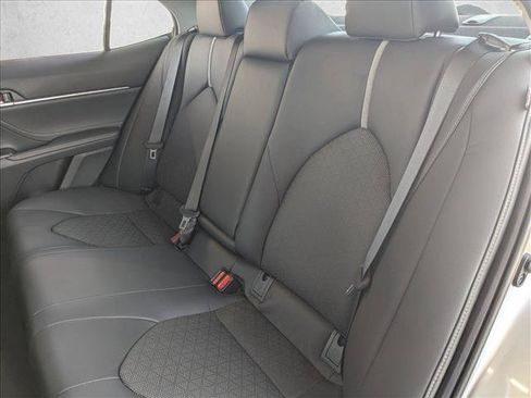 Used 2018 Toyota Camry XSE FWD image 20