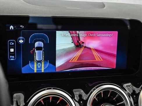 Certified 2026 Mercedes-Benz GLA 250 4MATIC image 15