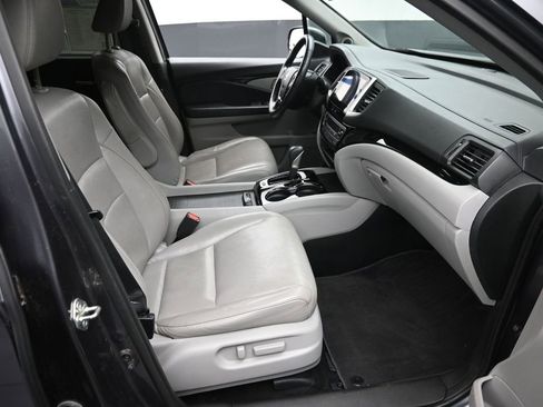 Used 2017 Honda Ridgeline RTL-E image 7