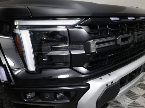 Used 2026 Ford F150 Raptor AWD/4WD image 40