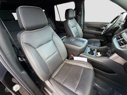 Used 2024 Chevrolet Tahoe Premier AWD/4WD image 14