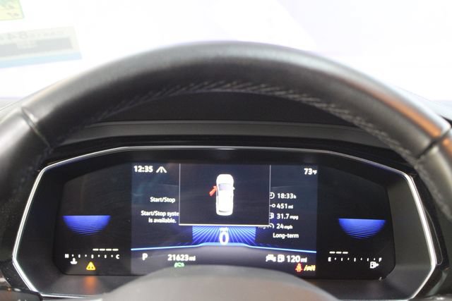 Used 2023 Volkswagen Jetta SE w/ Panoramic Sunroof Package FWD image 18
