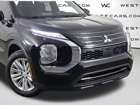 Used 2024 Mitsubishi Outlander ES FWD image 45