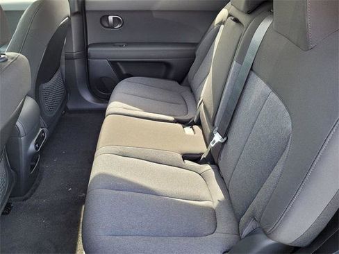 Certified 2025 Hyundai Ioniq 5 SE image 7