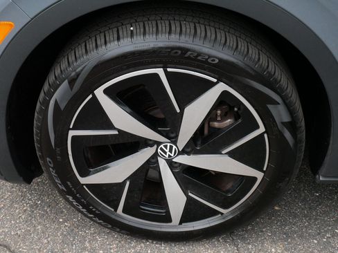 Certified 2023 Volkswagen ID.4 Pro S AWD/4WD image 15