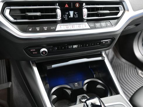 Used 2022 BMW 430i Coupe w/ Convenience Package RWD image 19