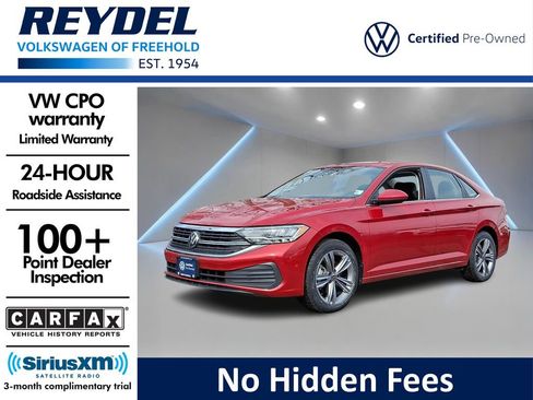 Certified 2023 Volkswagen Jetta SE image 1