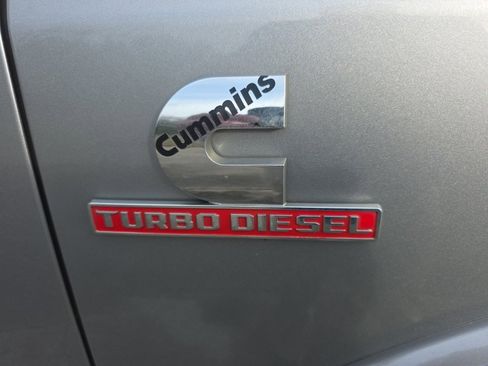 Used 2019 RAM 2500 Limited image 9