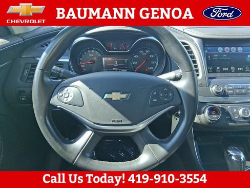 Used 2016 Chevrolet Impala LT w/ Convenience Package FWD image 17
