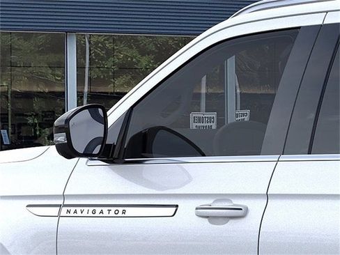 New 2026 Lincoln Navigator Reserve AWD/4WD image 20