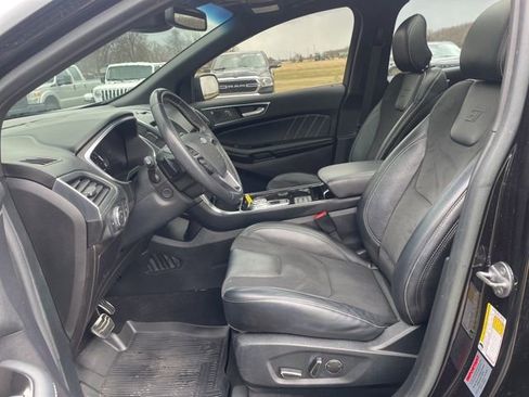 Used 2019 Ford Edge ST w/ Equipment Group 401A image 8