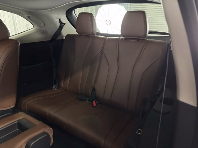Used 2026 Acura MDX w/ Technology Package FWD image 16
