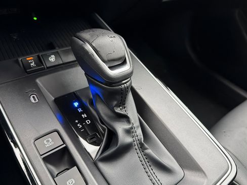 New 2026 Toyota Corolla Cross XLE w/ Convenience Package image 19