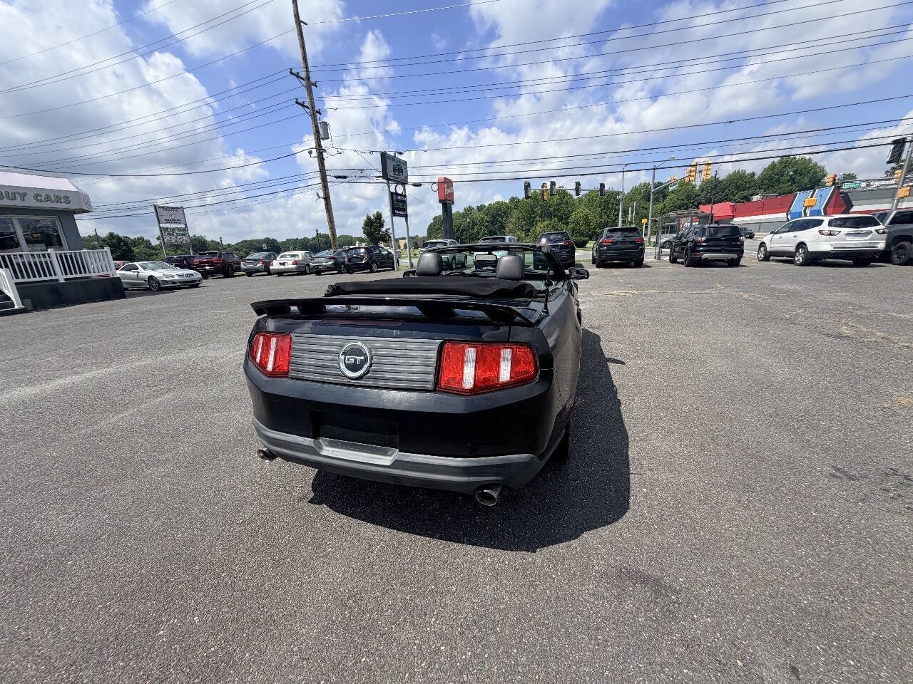 Used 2010 Ford Mustang GT Premium RWD image 15