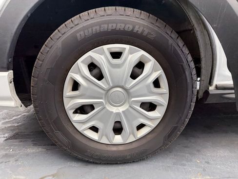 Used 2024 Ford Transit 350 XLT image 19