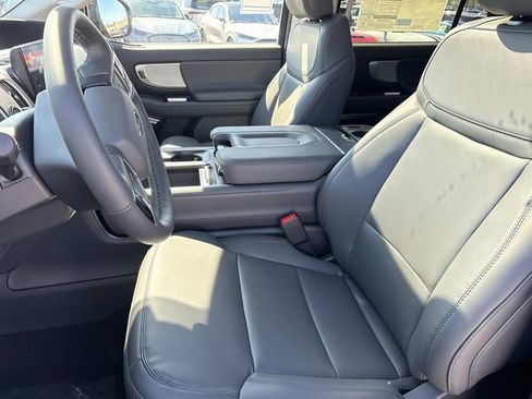New 2026 Ford Expedition Max Active RWD image 24