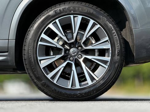 Used 2020 Volvo XC90 T5 Momentum w/ Protection Package FWD image 19