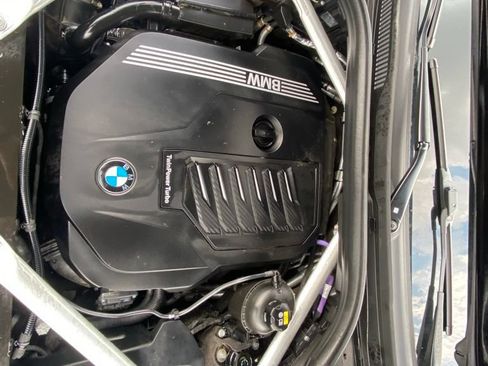 Used 2022 BMW X7 xDrive40i w/ M Sport Package AWD/4WD image 32
