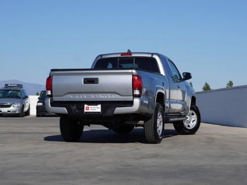 Used 2023 Toyota Tacoma SR w/ SR Convenience Package RWD image 7
