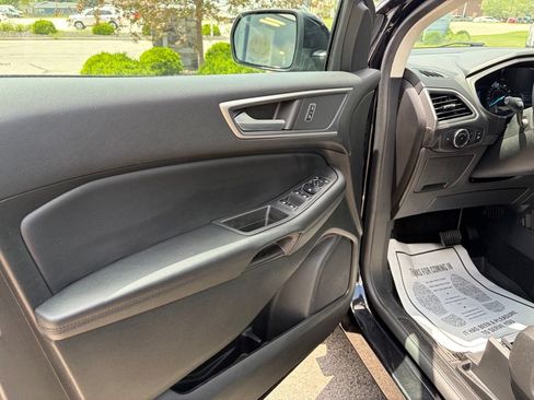 Certified 2023 Ford Edge SEL w/ Convenience Package AWD/4WD image 18