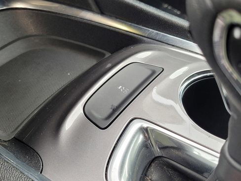 Used 2023 Chevrolet Malibu LT image 25