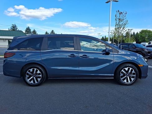 Used 2025 Honda Odyssey EX-L image 7