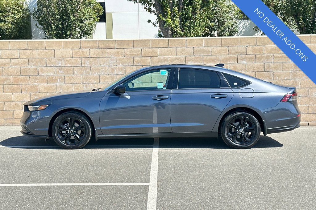 Certified 2025 Honda Accord SE image 7