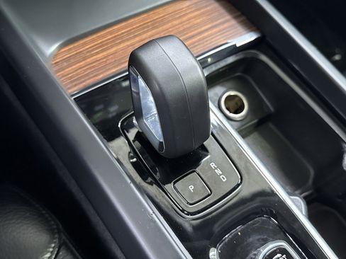 Used 2024 Volvo S60 B5 Plus image 26