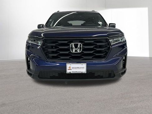 Used 2025 Honda Pilot Sport image 26