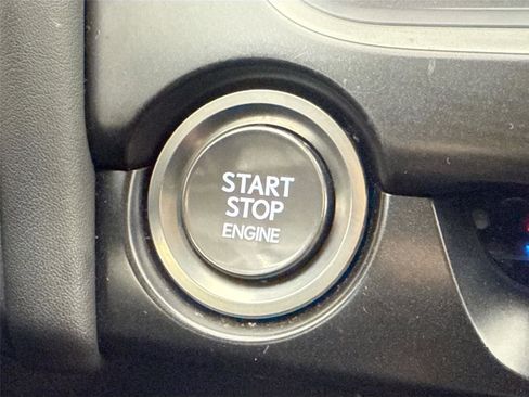 Used 2020 Lexus UX 200 image 18