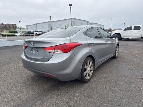 Used 2013 Hyundai Elantra Limited image 2