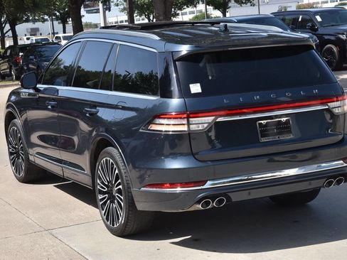 Used 2023 Lincoln Aviator Black Label AWD/4WD image 10